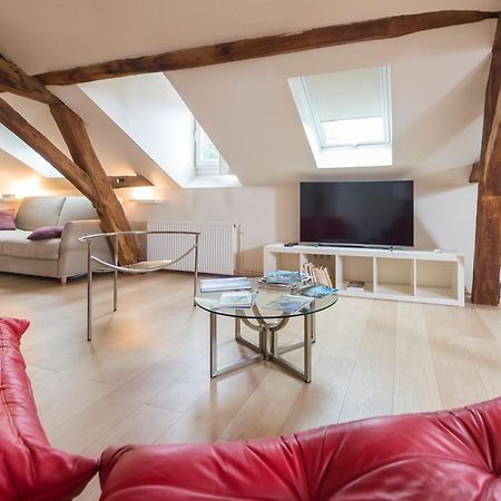 Suite Mana Ohana - Luxe Et Authenticite A 2 Pas De La Place Ducale Avec Parking Prive Charleville-Mézières Екстериор снимка
