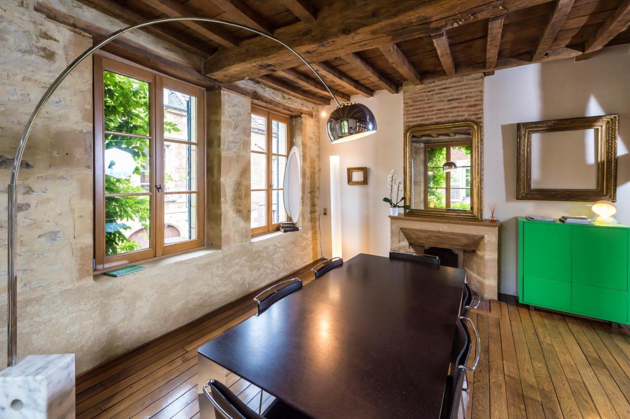 Suite Mana Ohana - Luxe Et Authenticite A 2 Pas De La Place Ducale Avec Parking Prive Charleville-Mézières Екстериор снимка