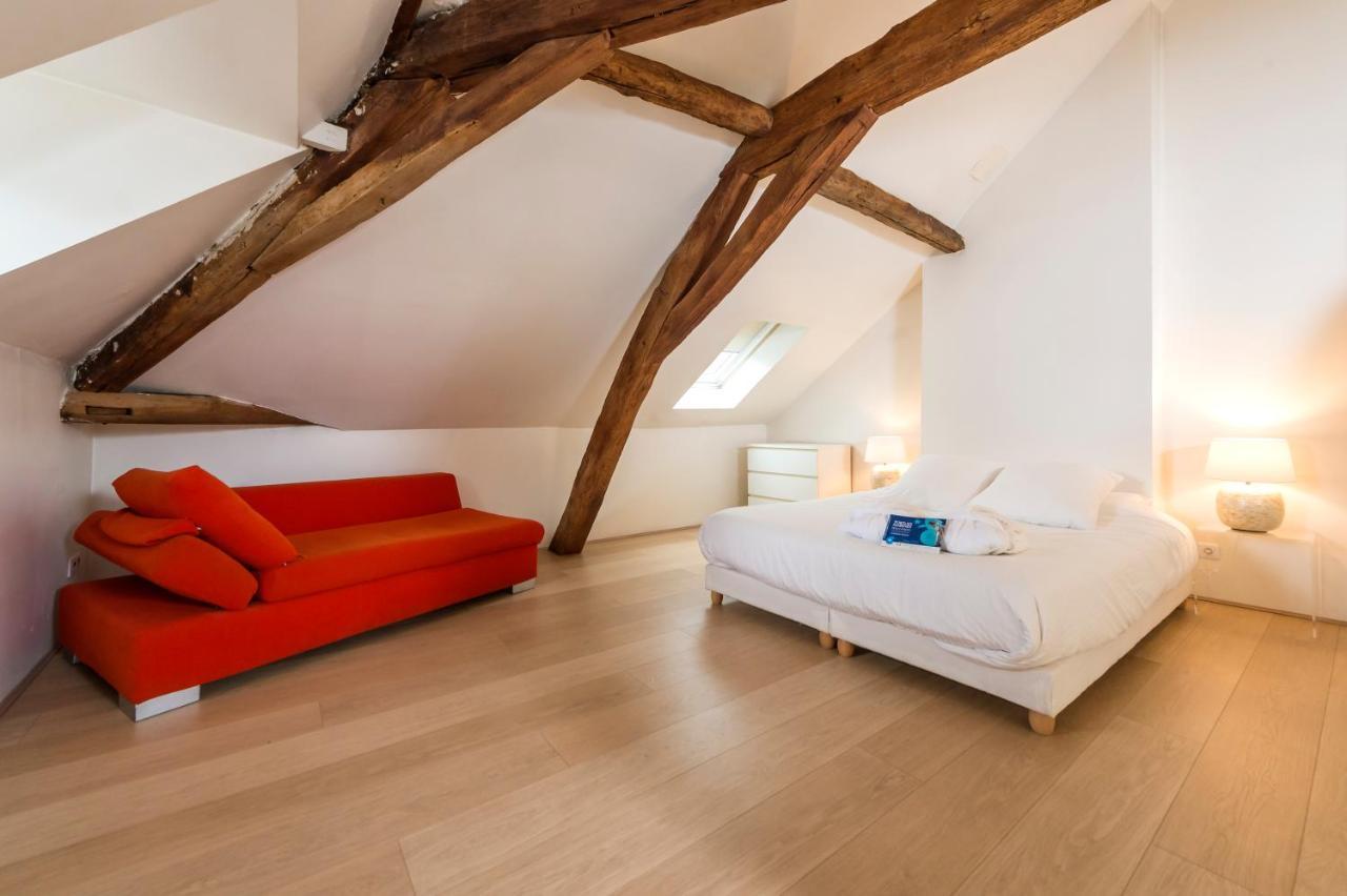 Suite Mana Ohana - Luxe Et Authenticite A 2 Pas De La Place Ducale Avec Parking Prive Charleville-Mézières Екстериор снимка